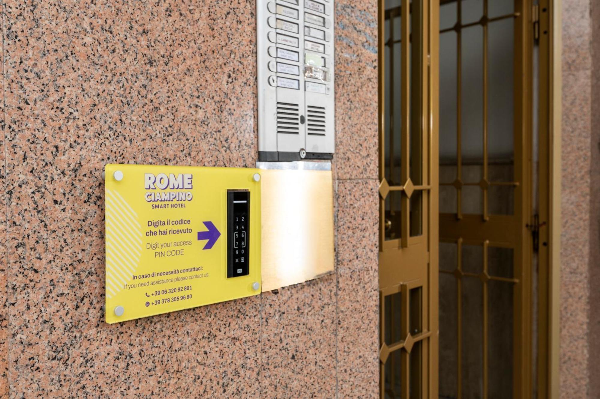 Rome Ciampino Smart Hotel エクステリア 写真